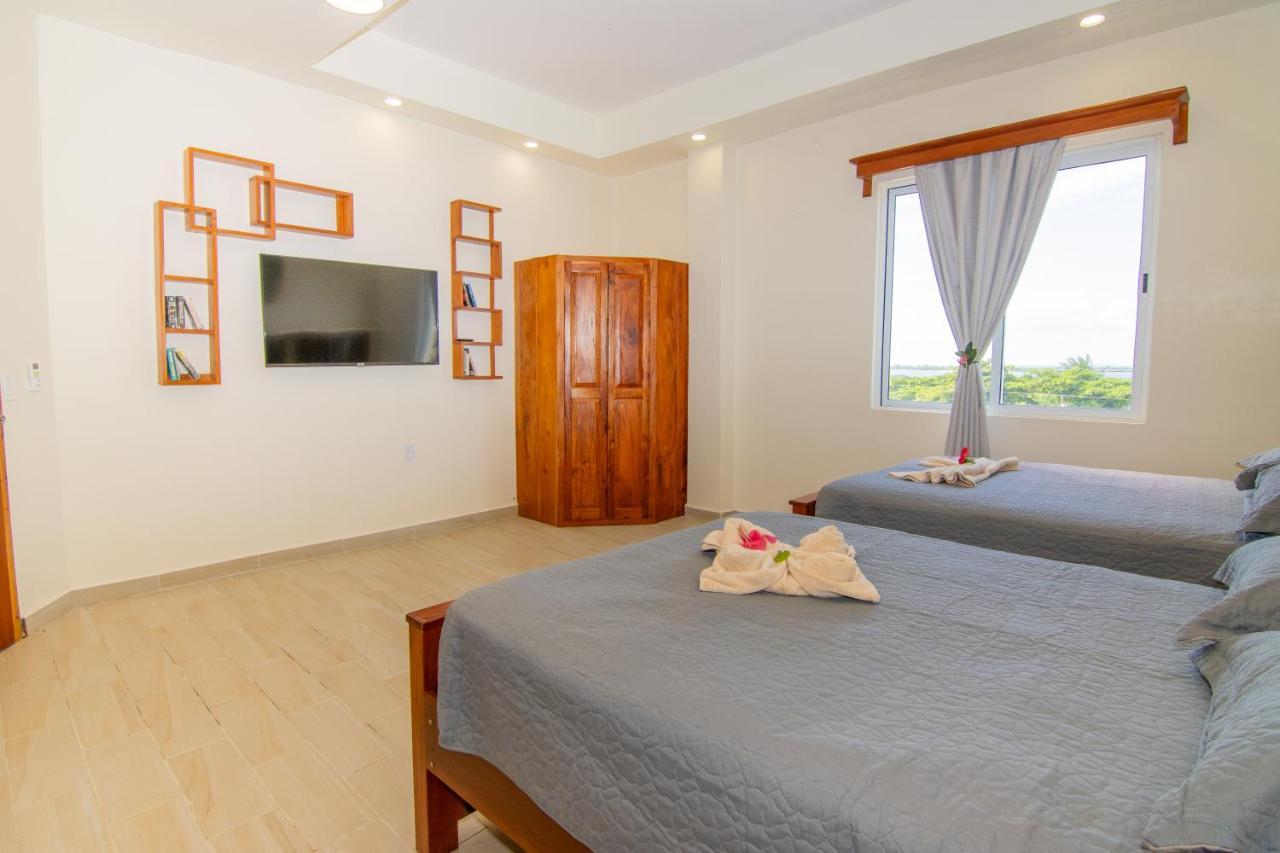Tropical Palace Hotel San Pedro  Dış mekan fotoğraf