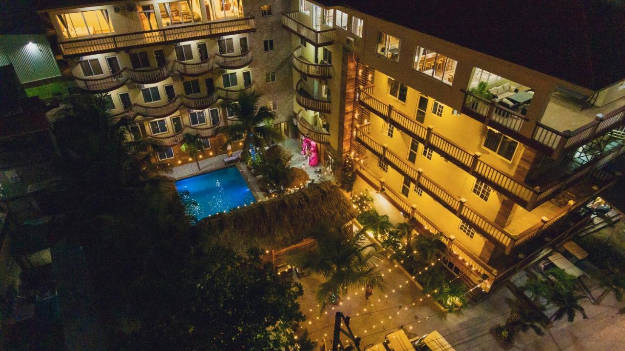 Tropical Palace Hotel San Pedro  Dış mekan fotoğraf